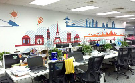 龙陵教你设计办公室墙绘的方法。